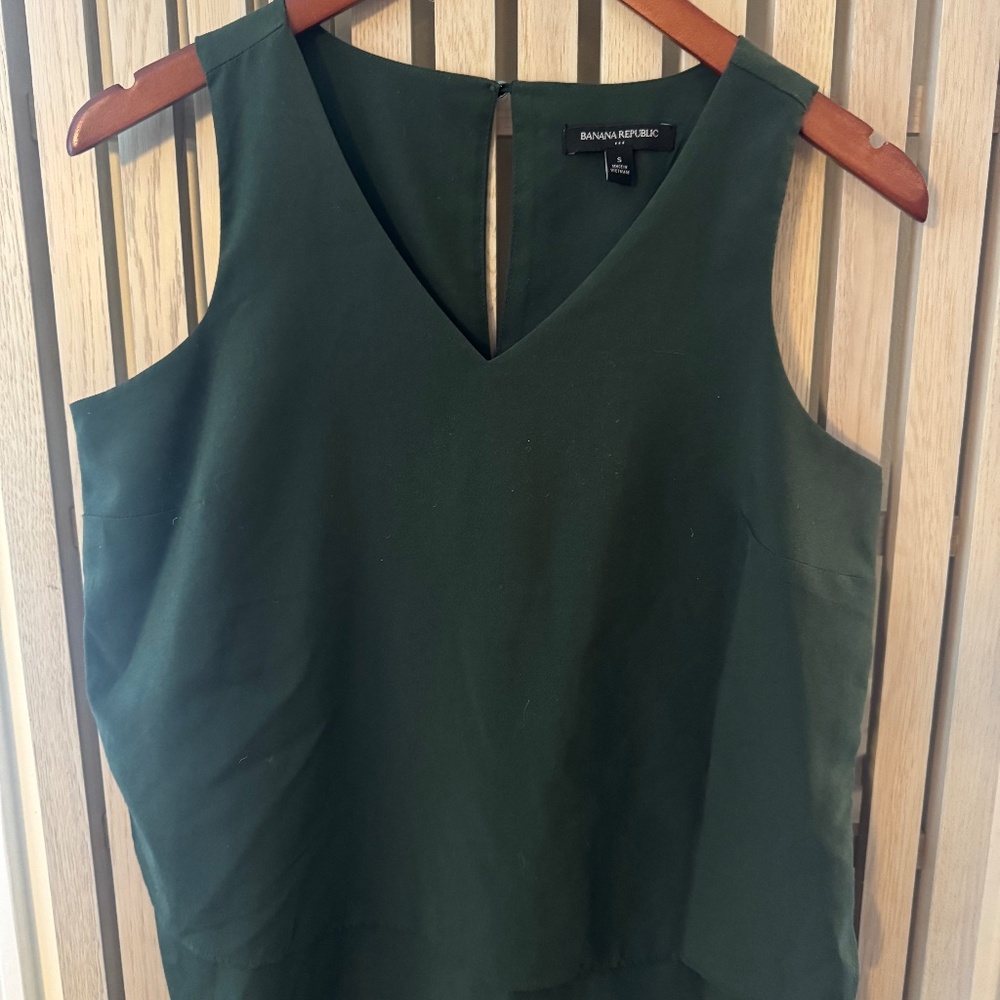 Sleeveless blouse